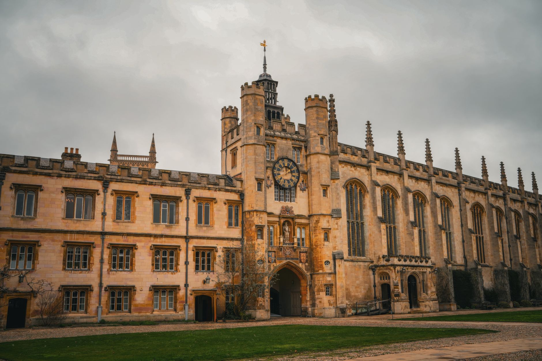The Real Cost of a UNSW Master of Professional Engineering: Tuition, Rent, and Hidden Fees